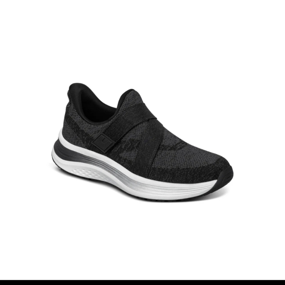 Orthofeet Shoes - Orthofeet Naya Hand's Free Arch Support Sneaker - Black